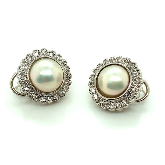 14K White Gold Moby Pearl Earrings - Picture 4 of 4